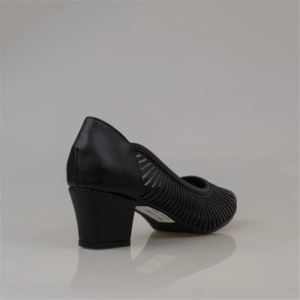 Trend Adımlar Siyah Sade Özel Üretim Kadın Klasik Ayakkabı - 4