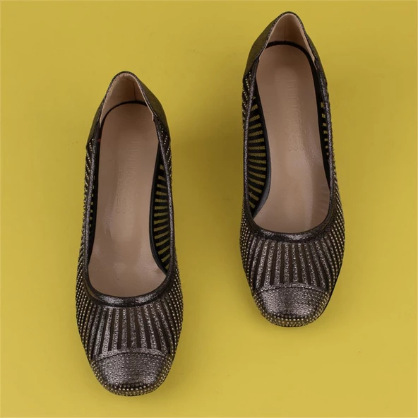 Trend Adımlar Platin Baklava Desenli Taşlı Kadın Klasik Ayakkabı - 6