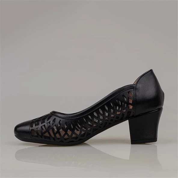 Trend Adımlar Siyah Şeffaf Parlak Kadın Klasik Ayakkabı - 3