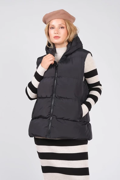 Kadın Kapüşonlu Şişme Yelek Siyah - 2