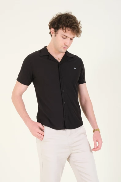 Erkek Gömlek Yaka Düğmeli Dokulu Penye Gömlek Siyah