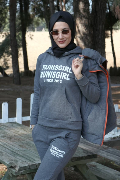 Günlük Kışlık Şık ve Rahat Üçlü Kadın Tesettür Eşofman Takımı - 3