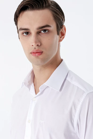Beyaz Uzun Kollu Sert Yaka Cepsiz Basic Slim Fit Dar Kesim Gömlek 1004235059 - Resim 5