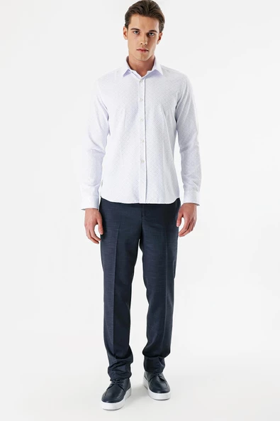 Beyaz Uzun Kollu Baskılı Bez Ayağı Sert Yaka Cepsiz Pamuklu Slim Fit Dar Kesim Gömlek 1004235169 - Resim 2