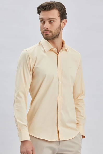 Açık Bej Uzun Kollu Sert Yaka Cepsiz Pamuklu Likralı Klasik Slim Fit Dar Kesim Gömlek 1004240234
