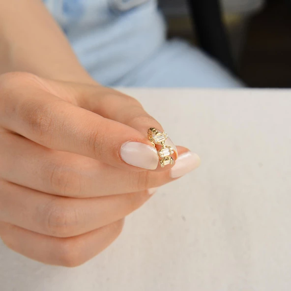 14 Ayar Baget Tek Hakla Altın Küpe 0,96 gr - 3