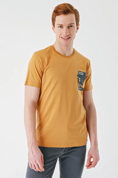 Hardal Baskılı Bez Ayağı Bisiklet Yaka %100 Pamuk Casual Slim Fit Dar Kesim Tişört 1011240166 - Resim 5