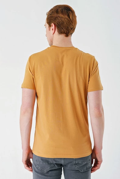 Hardal Baskılı Bez Ayağı Bisiklet Yaka %100 Pamuk Casual Slim Fit Dar Kesim Tişört 1011240166 - Resim 4