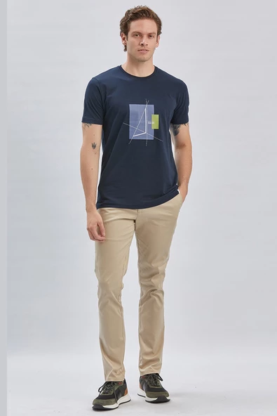 Koyu Lacivert Baskılı Bisiklet Yaka Casual Slim Fit Tişört 1011240167