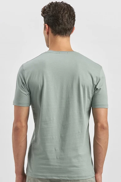 Yeşil Kısa Kol Düz Bez Ayağı Bisiklet Yaka Casual Slim Fit Tişört 1011240193 - Resim 6