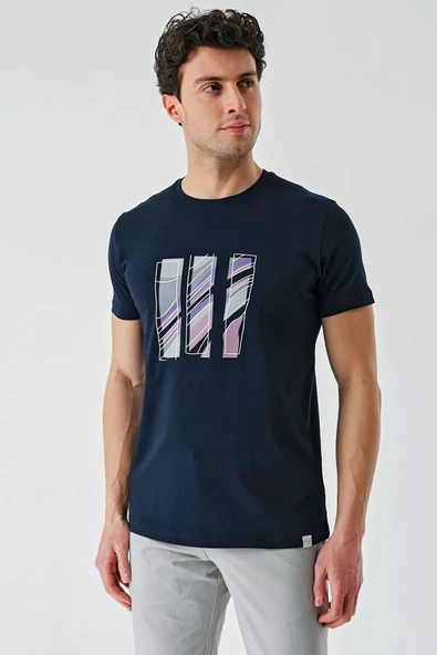 Koyu Lacivert Baskılı Bisiklet Yaka Casual Slim Fit Tişört 1011240165