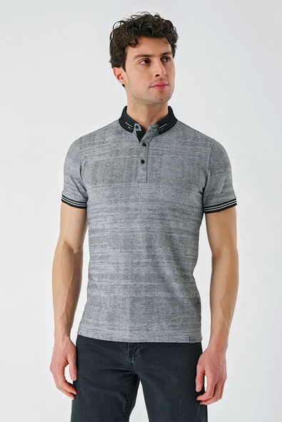 Siyah Desenli Jakarlı Düğmeli Yaka Cepli Casual Slim Fit Dar Kesim Tişört 1011240174