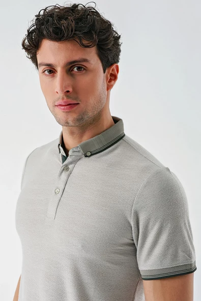 Taş Rengi Desenli Jakarlı Düğmeli Yaka Cepli Casual Slim Fit Dar Kesim Tişört 1011240175 - Resim 5