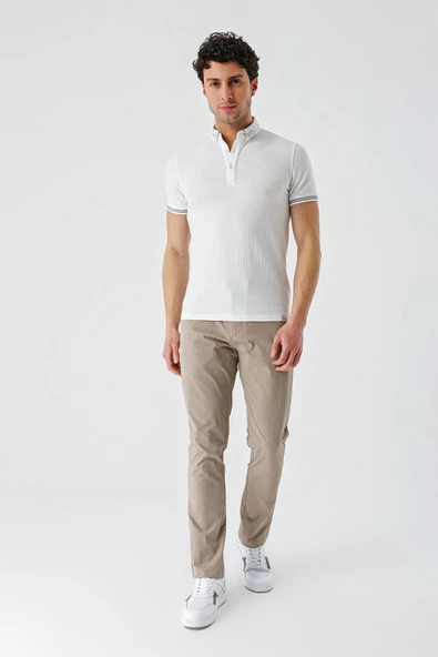 Beyaz Desenli Jakarlı Düğmeli Yaka Cepli Casual Slim Fit Dar Kesim Tişört 1011240174 - 12