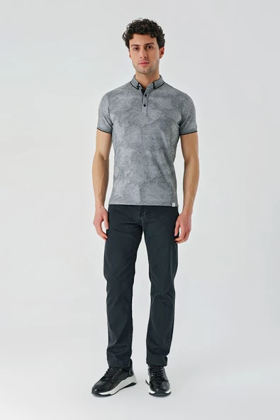 Siyah Desenli Jakarlı Düğmeli Yaka Cepli Casual Slim Fit Dar Kesim Tişört 1011240176 - Resim 4