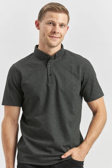 Siyah Desenli Jakarlı Düğmeli Yaka Pamuklu Likralı Casual Slim Fit Dar Kesim Tişört 1011240153