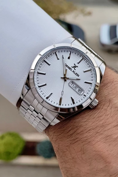 Daniel Klein DKISTE1306 Gümüş Renk Takvimli Ve Gün Foksiyonlu Renk Erkek Kol Saati - Resim 2