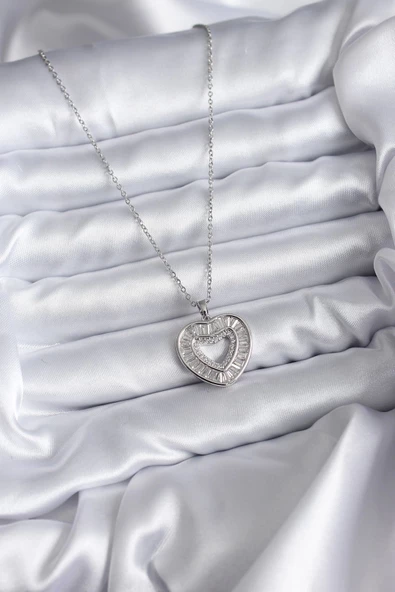 316L Çelik Zincir Gümüş Renk Baget Zirkon Taşlı Kadın Kolye - Resim 2