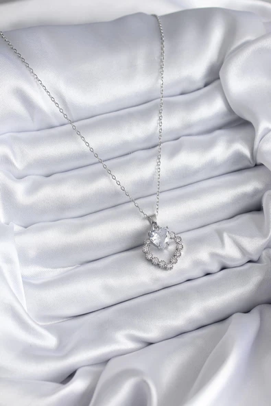 316L Çelik Zincir Gümüş Renk Zirkon Taşlı Kalp Model Kadın Kolye - Resim 2