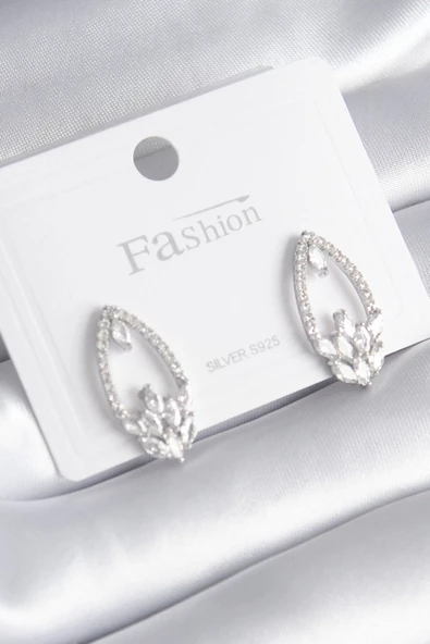 Pirinç Gümüş Renk Zirkon Taşlı Kadın Küpe ürün görseli 1