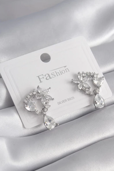 Pirinç Gümüş Renk Zirkon Taşlı Çiçek Model Sallantı Detay Kadın Küpe ürün görseli 1