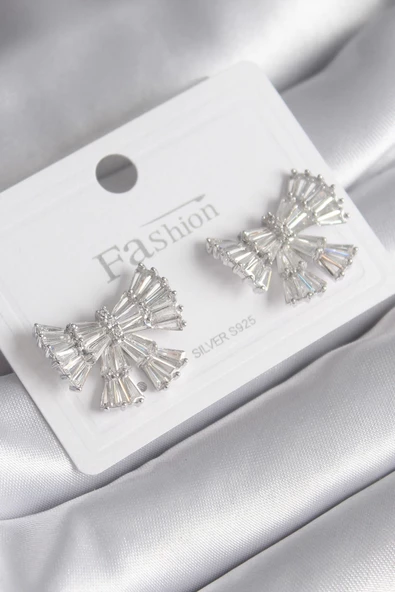 Pirinç Gümüş Renk Zirkon Taşlı Kurdele Model Kadın Küp ürün görseli 1