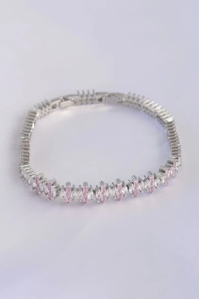 Vip Seri Pirinç Pembe Zirkon Taşlı Gümüş Renk Baget Model Bileklik ürün görseli 1