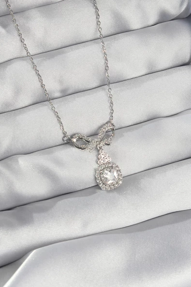 316L Çelik Gümüş Renk Fiyonk Detay Zirkon Taşlı Tektaş Kolye ürün görseli 1