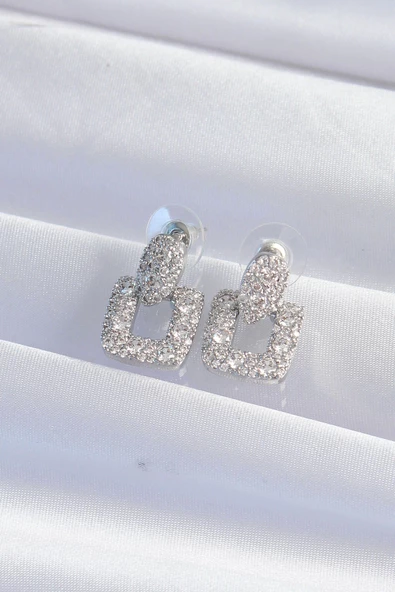 Pirinç Gümüş Renk Zirkon Taşlı Kare Form Küpe - Resim 2