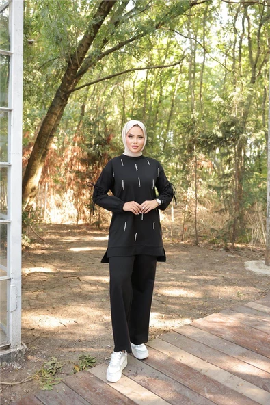 O Yaka Koldan Bağcıklı Taş Detaylı İkili Tesettür Eşofman Takımı - (38-46) - 71208 - Siyah - 7