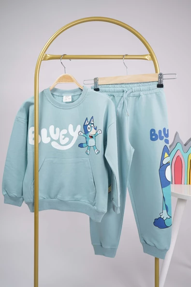 YENİ SEZON OKULA DÖNÜŞ BLUEY DESENLİ BİSİKLET YAKA PAMUK EŞOFMAN TAKIMI