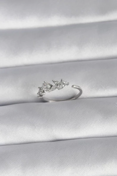 Pirinç Gümüş Renk Zirkon Taşlı Çiçek Model Kadın Yüzük ürün görseli 1