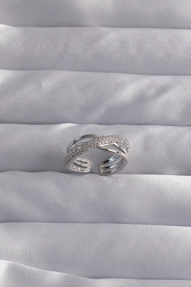 Pirinç Ayarlamalı Gümüş Renk Zirkon Taşlı Çapraz Görünüm Yüzük ürün görseli 1