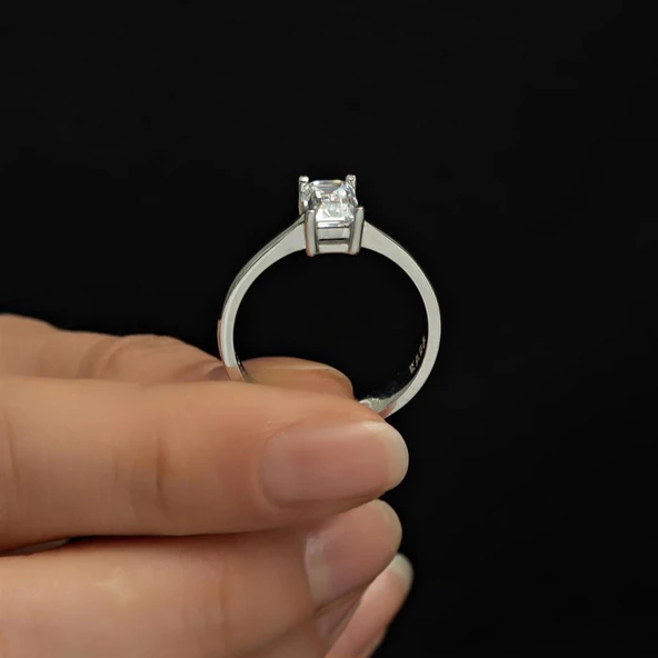 Swarovski Baget Taşlı Gümüş Tektaş Yüzük - 4