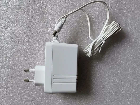 12 VOLT 2.5 AMPER SWİTCH MODEM  ADAPTÖR (BEYAZ) - 2