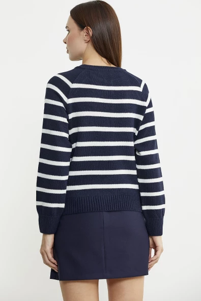 Yaka Düğmeli Çizgili Yünlü Triko Kazak - Lacivert - Resim 6