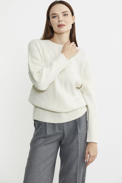 Saç Örgü Motifli Yünlü Triko Kazak - Açık Bej - Resim 2