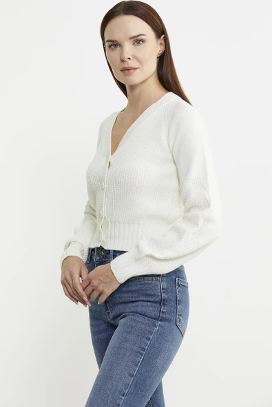 Kısa Düğmeli Yünlü Triko Hırka - Kemik - Resim 4