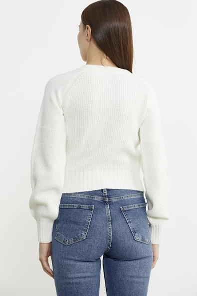 Kısa Düğmeli Yünlü Triko Hırka - Kemik - Resim 5