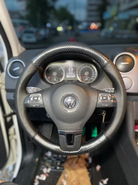 Volkswagen Jetta 2011-2014 Araca Özel Direksiyon Kılıfı (5D Kristal Karbon Soft Nokta) - Resim 2