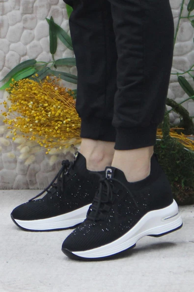 Fort Guja 24K304 Siyah Taş Detaylı Kalın Taban Sneaker Kadın Ayakkabı - 3