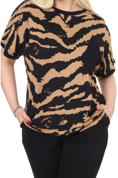 Melsay Butik Siyah Zebra Desen Çapraz Cep Detaylı Kapri Takım - Resim 6