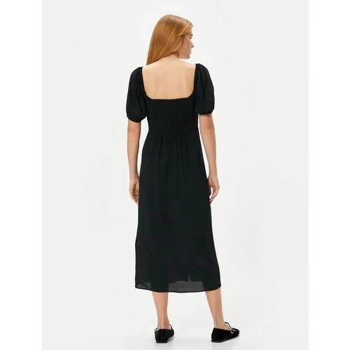 DRESSES - 10