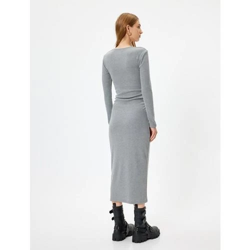 DRESSES - 11