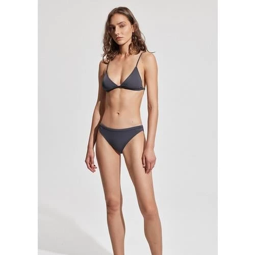 Bikini Alt - 9