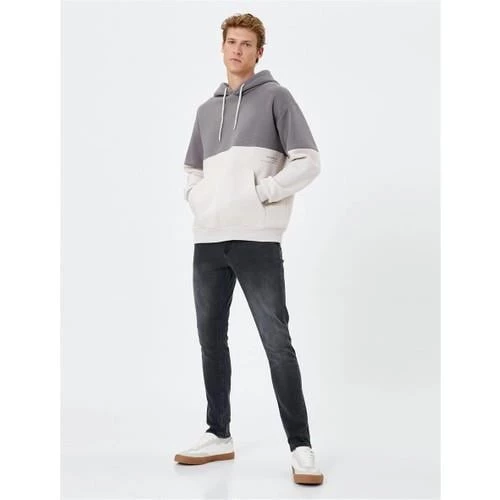 SWEATSHIRTS
