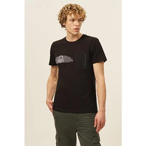 BENETTON T-SHIRT