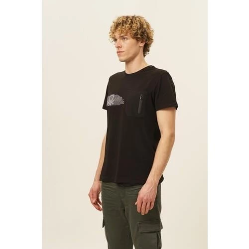 BENETTON T-SHIRT - 9