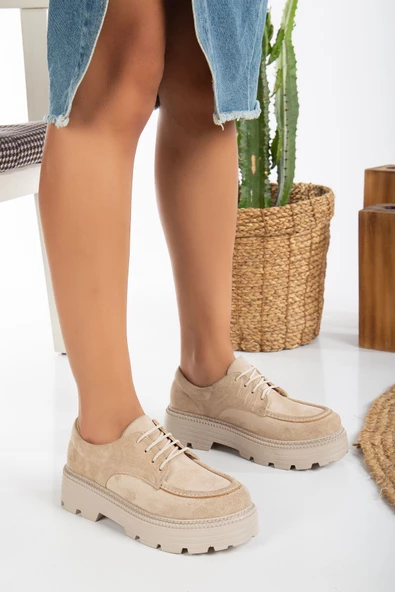 Bağcık Detaylı Bej Süet Kadın Şık Günlük Ayakkabı - 3