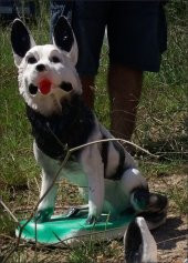Şirin Kurt Köpek Köpeği Kaideli Kapı Yanı Oda Bahçe Süsü Heykeli - 3
